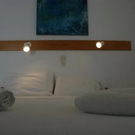 Eleftheria パロス島