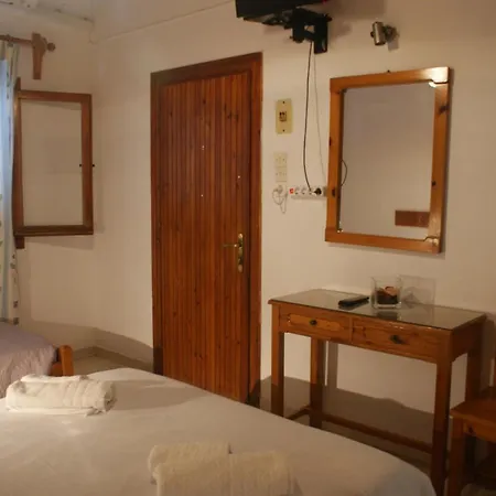 ホテル Eleftheria *