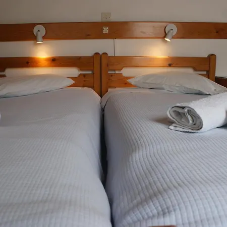 ホテル Eleftheria パロス島