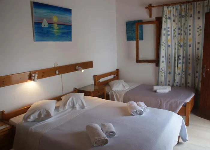 Eleftheria Hotel Paro