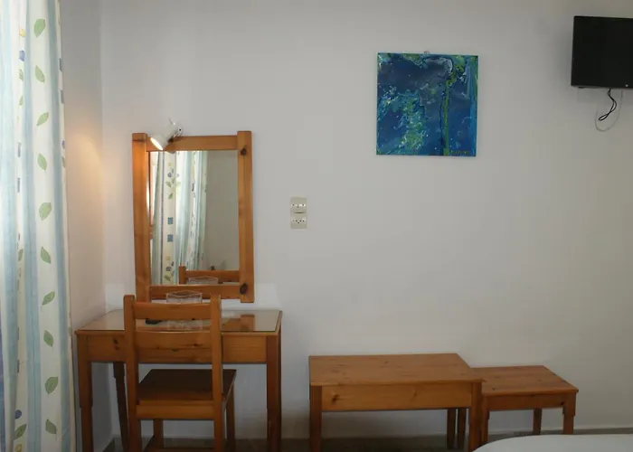 Hotel Eleftheria Paro